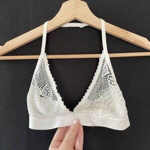 White lace halter top bra lingerie partly lined women's size XXS casual comfort